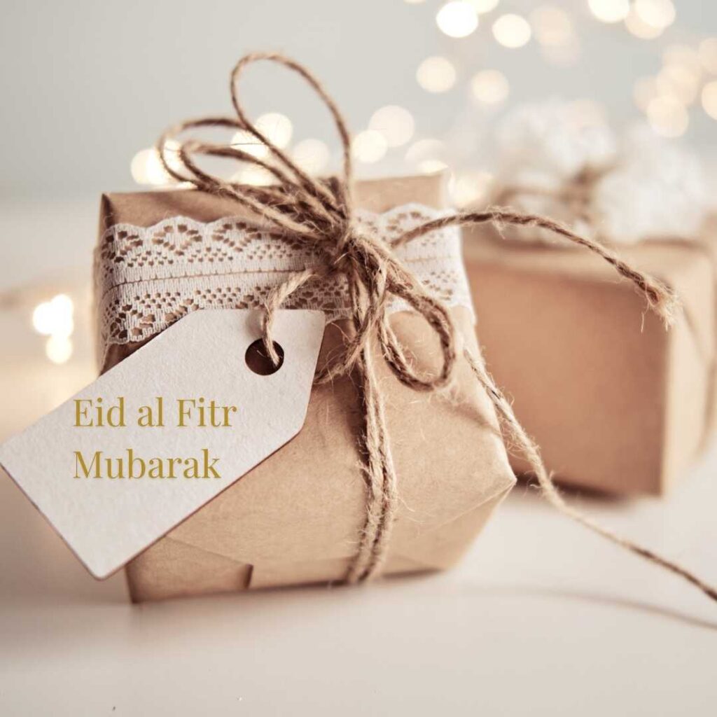 Eid-al-Fitr-Mubarak-Wishing-each-other-Eid-Mubarak-through-lovely-cute-gifts